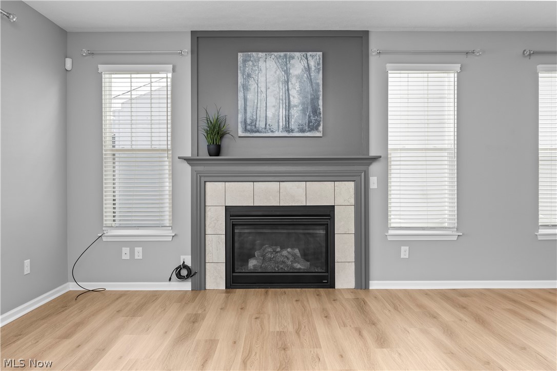 292 Kensington Way Elyria OH 44035