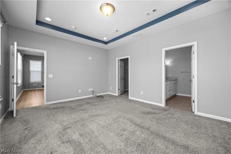 292 Kensington Way Elyria OH 44035