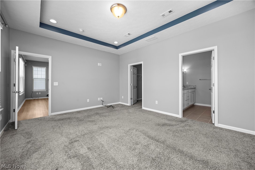 292 Kensington Way Elyria OH 44035