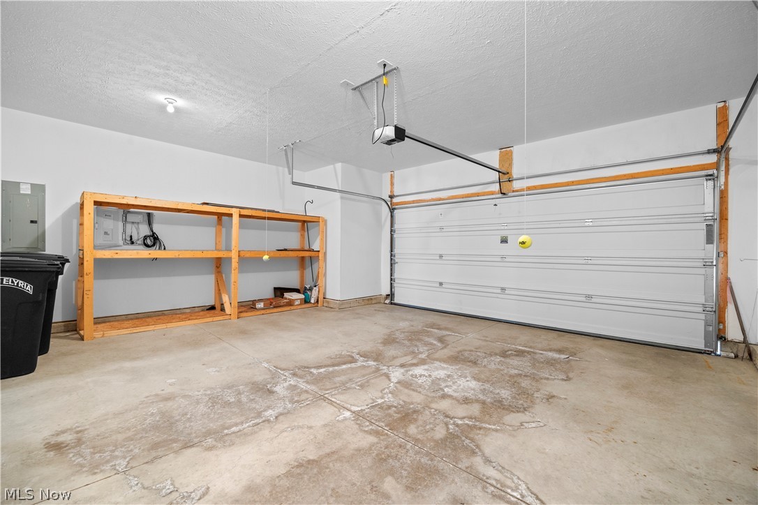 292 Kensington Way Elyria OH 44035