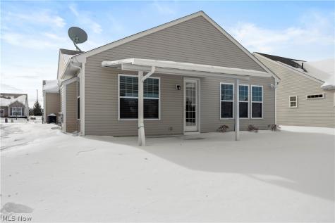 292 Kensington Way Elyria OH 44035