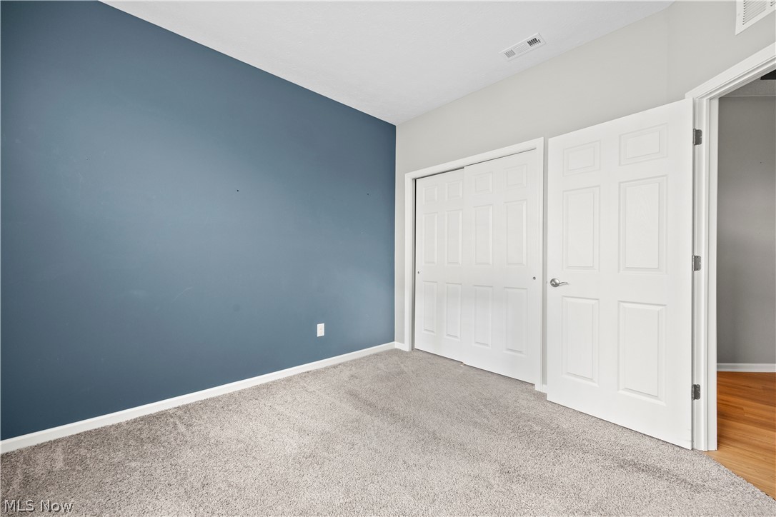 292 Kensington Way Elyria OH 44035