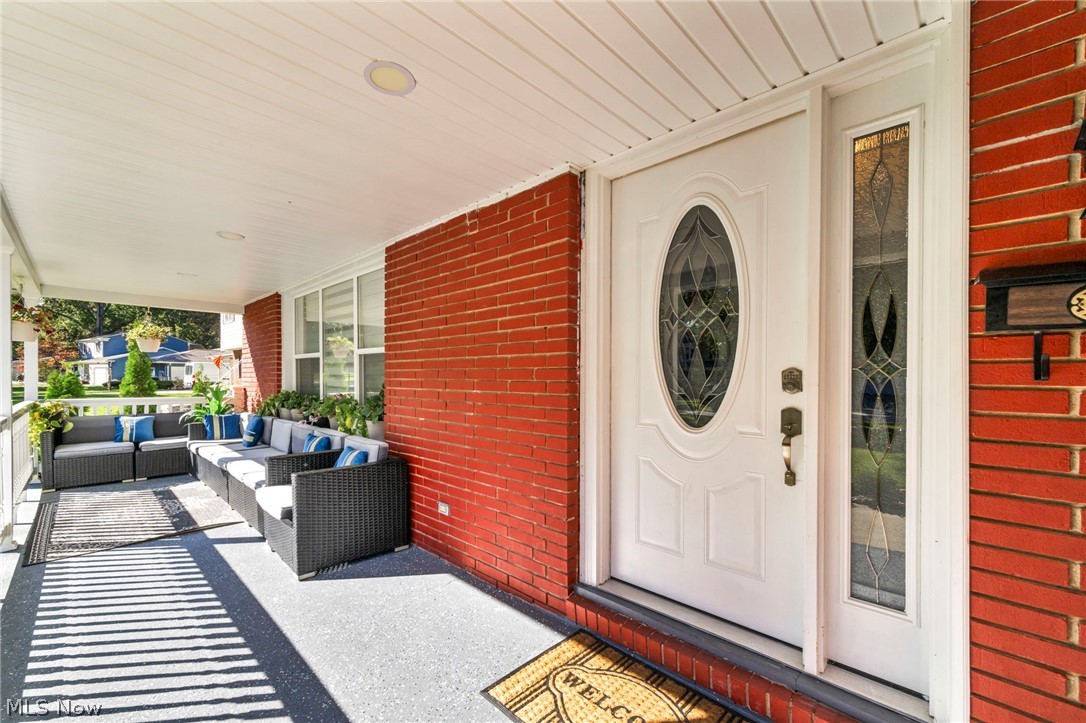 27478 Cottonwood Trail North Olmsted OH 44070