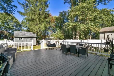 27478 Cottonwood Trail North Olmsted OH 44070