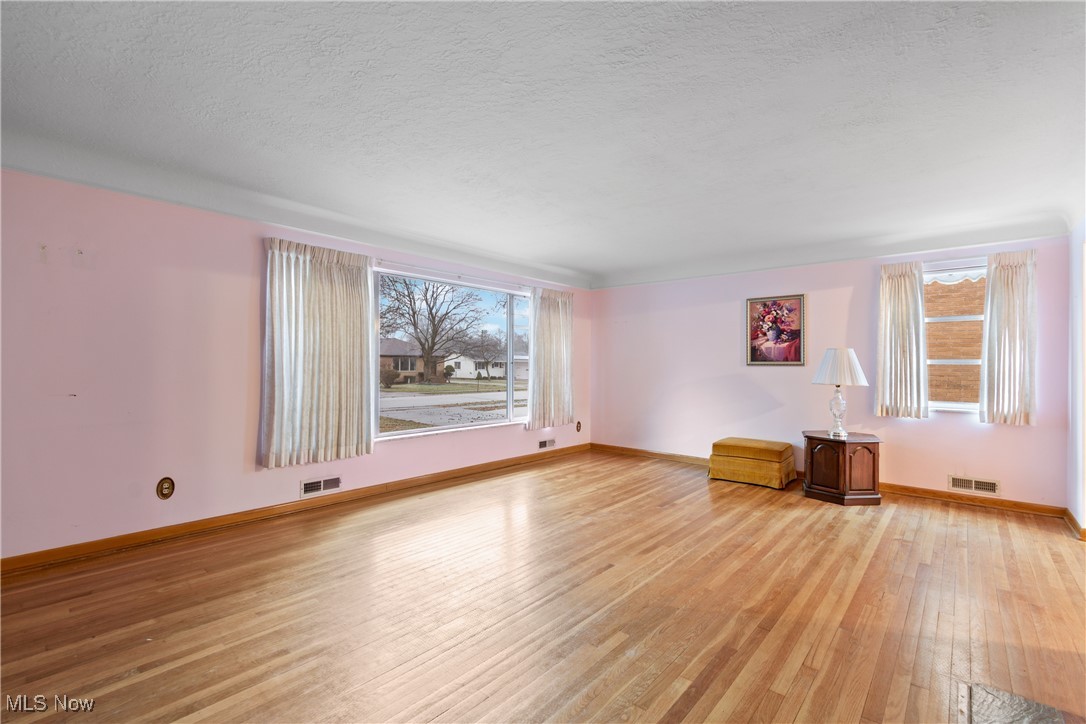 4464 W 224th Street Fairview Park OH 44126