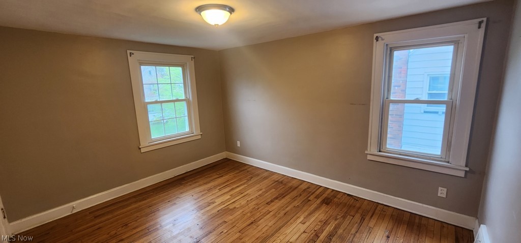 1353 Avondale South Euclid OH 44121
