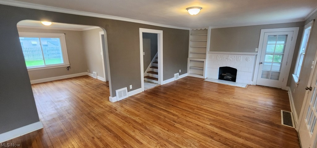 1353 Avondale South Euclid OH 44121
