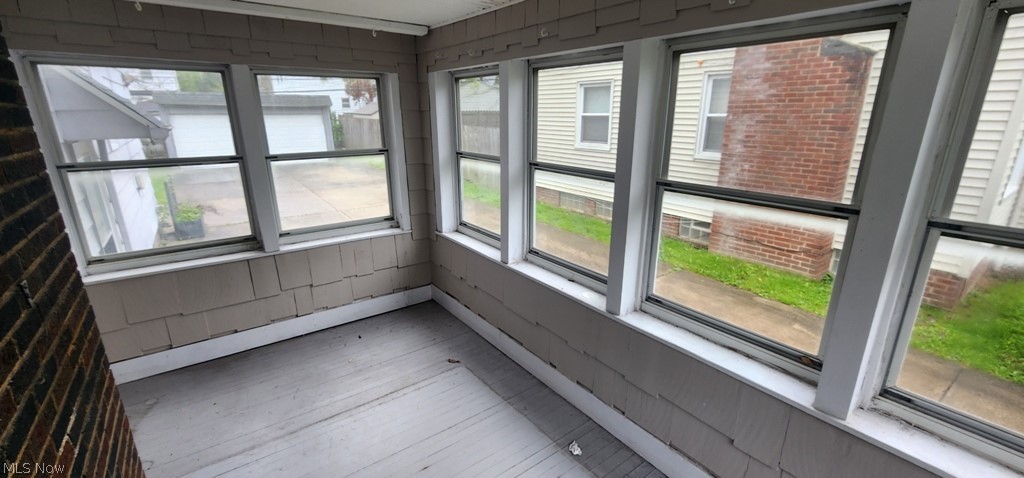 1353 Avondale South Euclid OH 44121