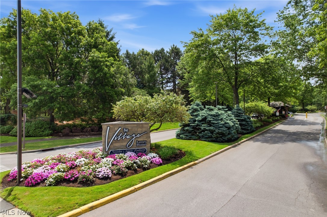 17 Kenwood Court Beachwood OH 44122