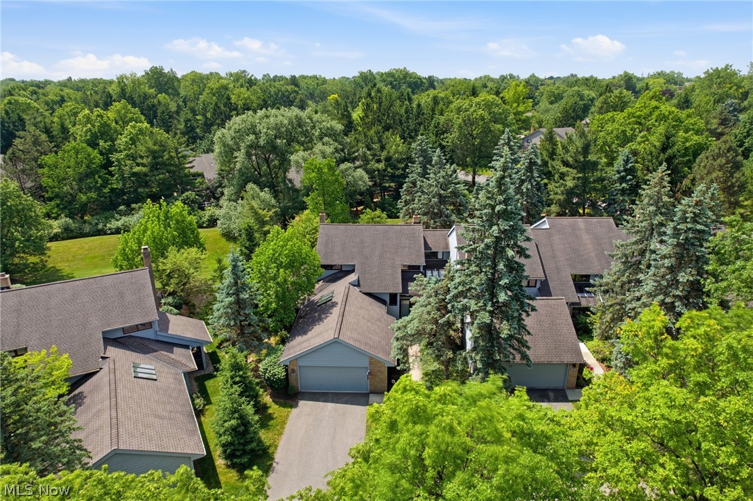17 Kenwood Court Beachwood OH 44122