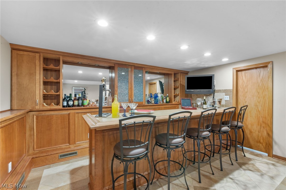 9445 Barr Road Brecksville OH 44141