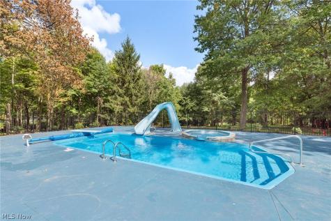 9445 Barr Road Brecksville OH 44141