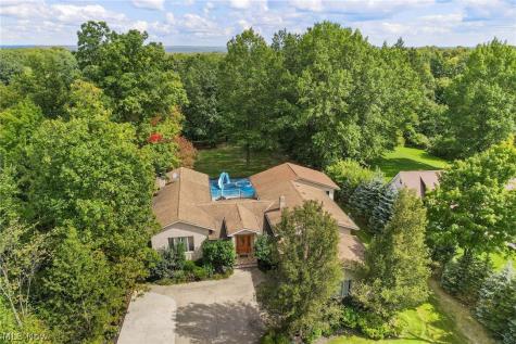 9445 Barr Road Brecksville OH 44141