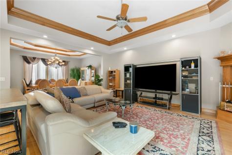 9445 Barr Road Brecksville OH 44141