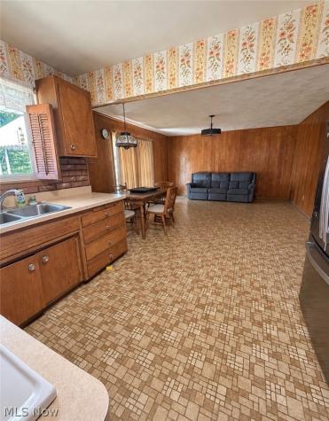470 Karl Drive Richmond Heights OH 44143