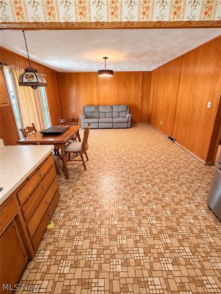 470 Karl Drive Richmond Heights OH 44143