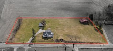 8942 Edison Street NE Louisville OH 44641