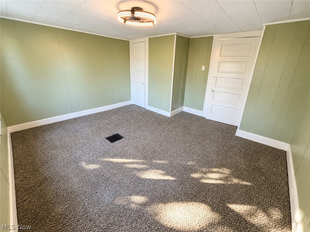 100 Perry Street Struthers OH 44471
