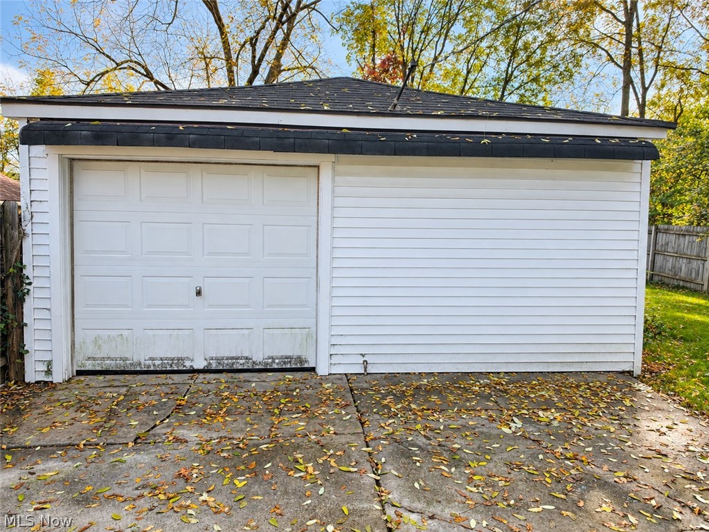 100 Perry Street Struthers OH 44471
