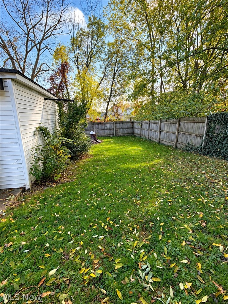 100 Perry Street Struthers OH 44471