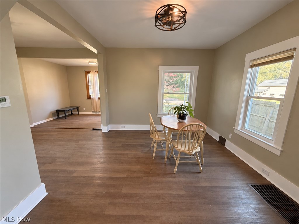 100 Perry Street Struthers OH 44471