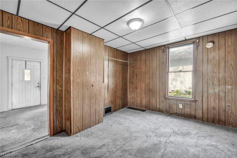 383 N Arlington Street Akron OH 44305