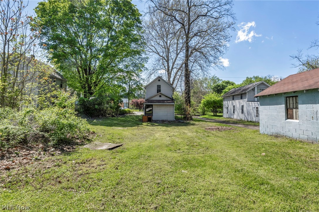 383 N Arlington Street Akron OH 44305