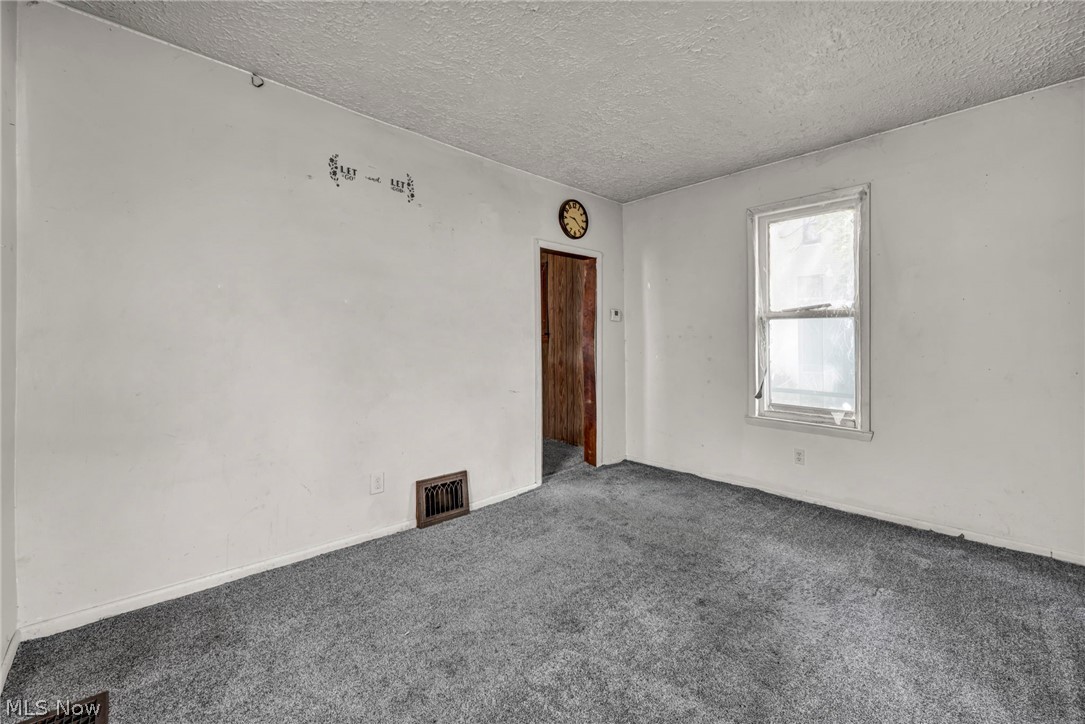 383 N Arlington Street Akron OH 44305