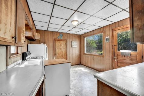 383 N Arlington Street Akron OH 44305