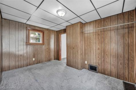 383 N Arlington Street Akron OH 44305