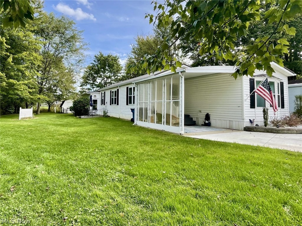 1229 Columbiana Lisbon Road Columbiana OH 44408