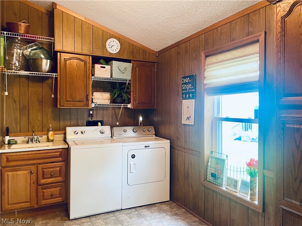 1229 Columbiana Lisbon Road Columbiana OH 44408