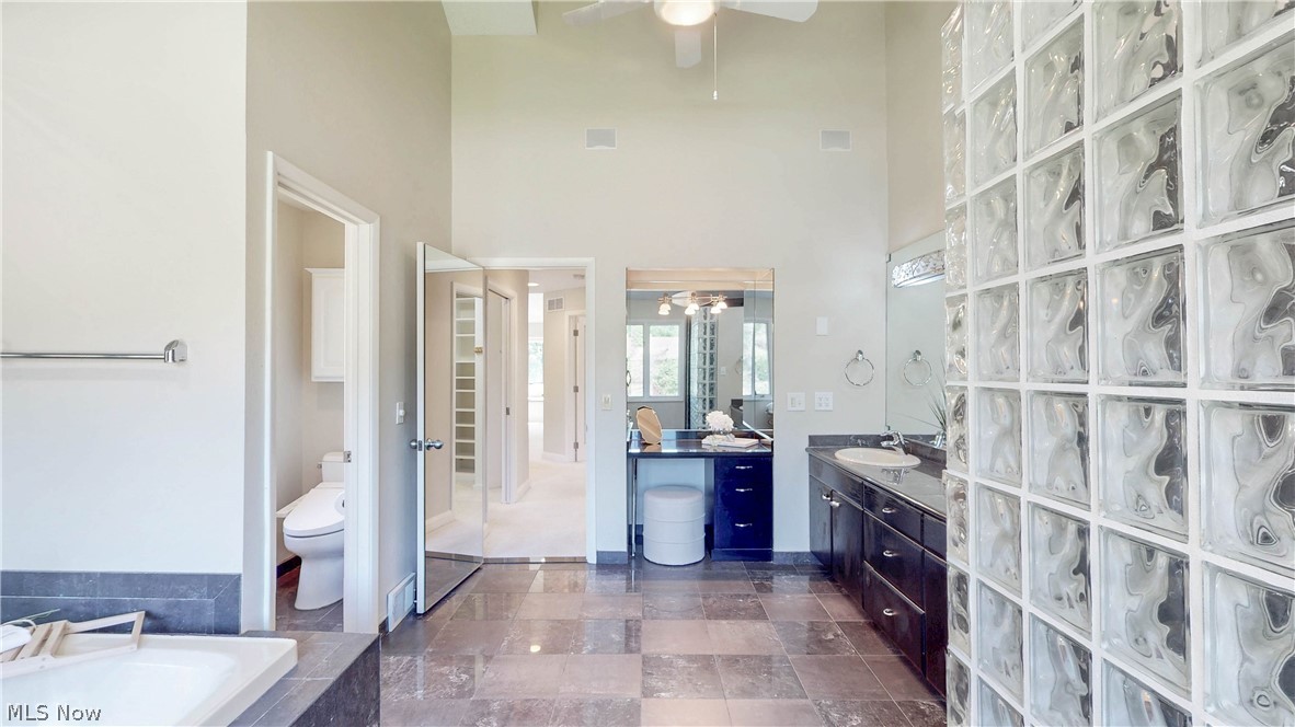 3939 Beechmont Trail Orange OH 44122