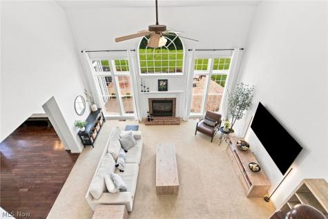 743 Hunt Club Way Avon Lake OH 44012