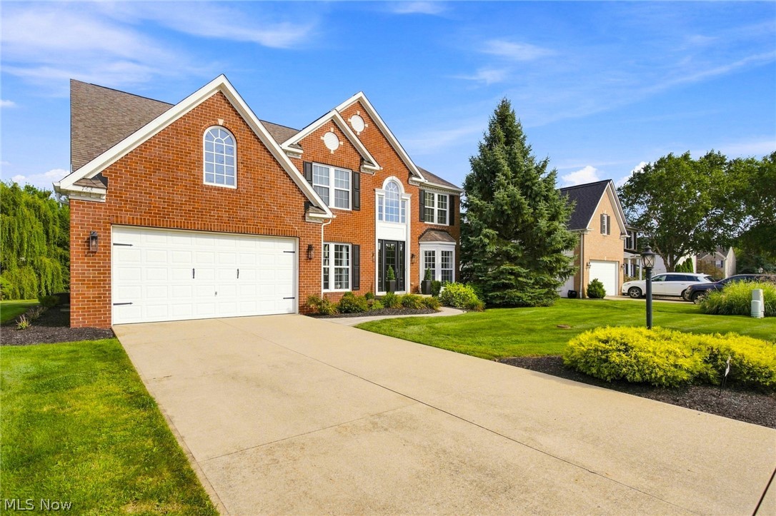 743 Hunt Club Way Avon Lake OH 44012