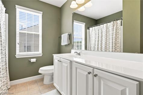 743 Hunt Club Way Avon Lake OH 44012