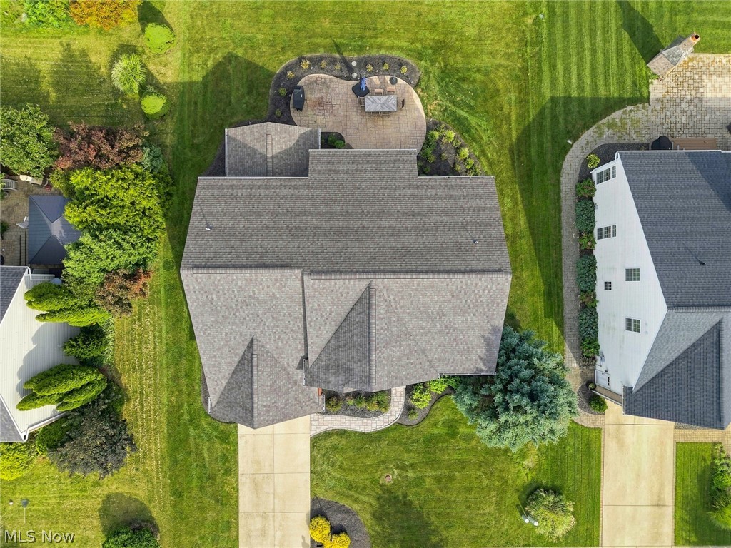 743 Hunt Club Way Avon Lake OH 44012