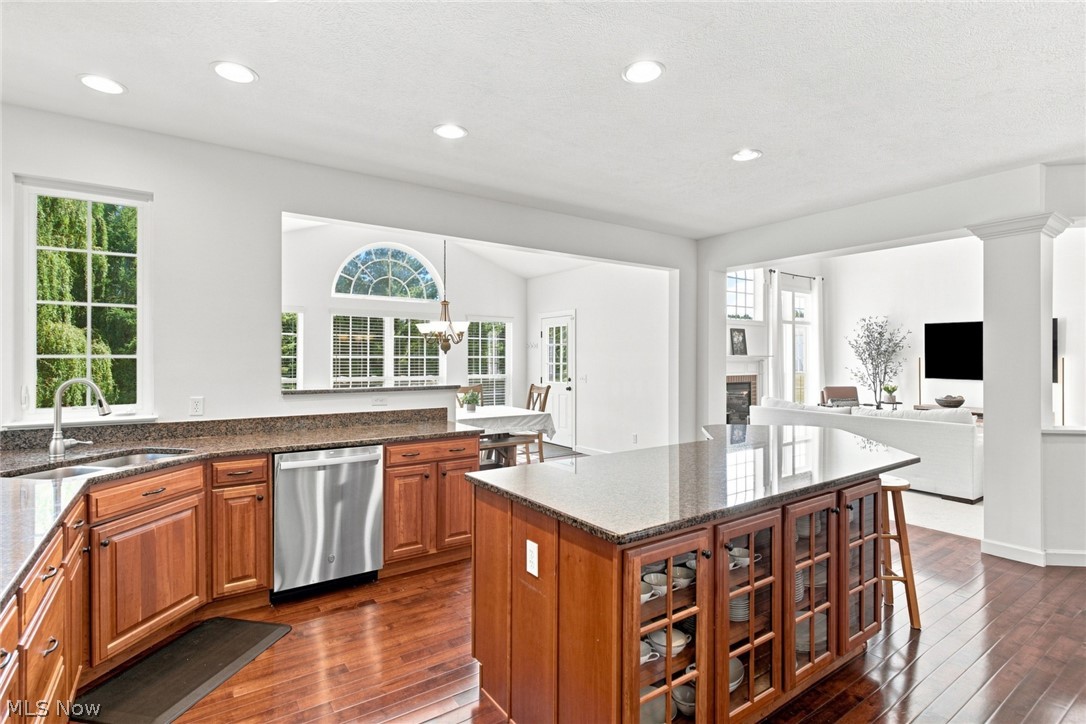 743 Hunt Club Way Avon Lake OH 44012