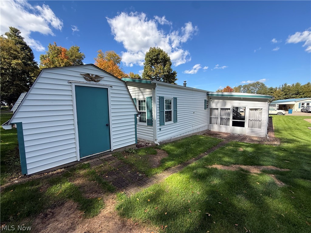 1229 Columbiana Lisbon Road Columbiana OH 44408