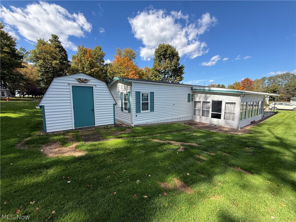 1229 Columbiana Lisbon Road Columbiana OH 44408