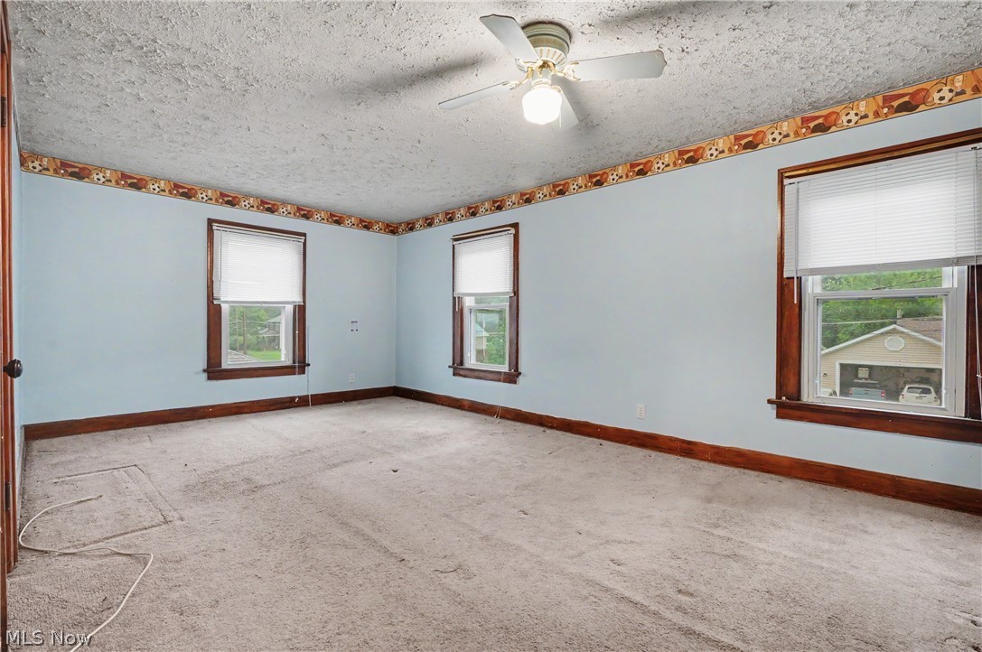 18091 Derr Avenue Beloit OH 44609