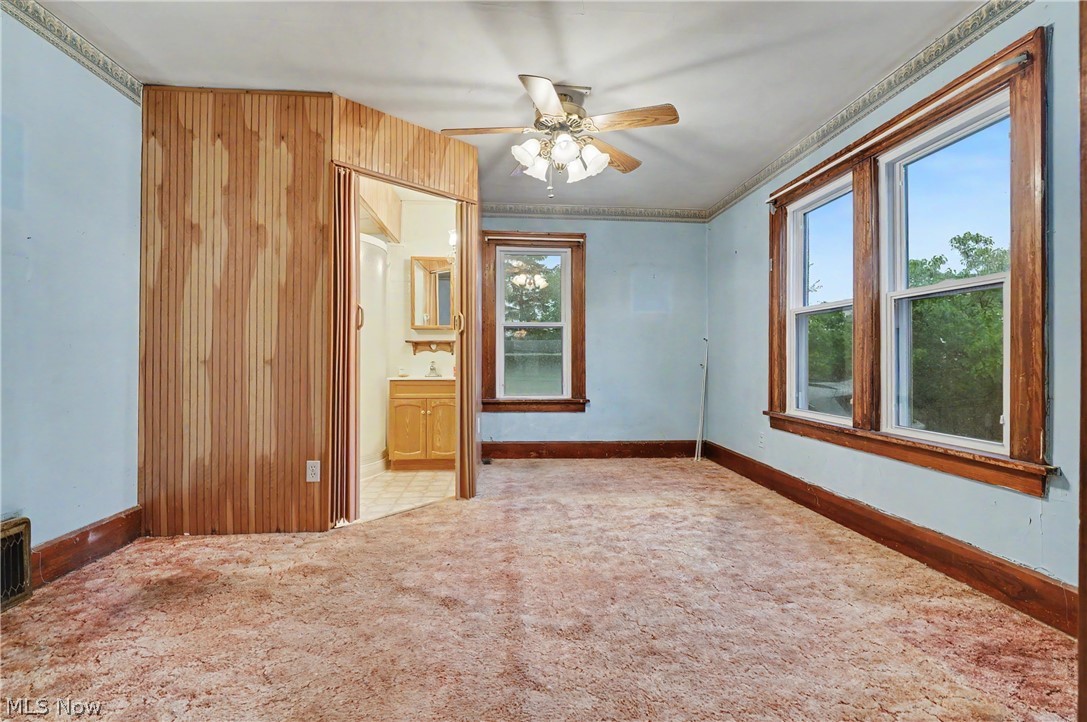 18091 Derr Avenue Beloit OH 44609