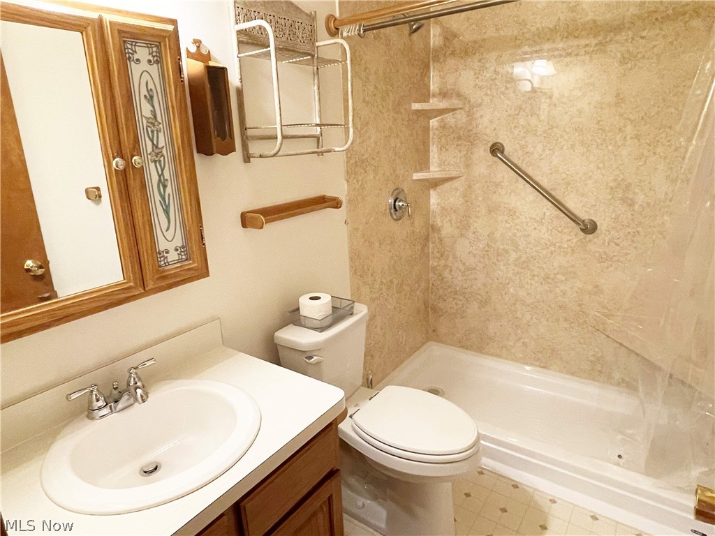 34877 Clear Creek Drive North Ridgeville OH 44039