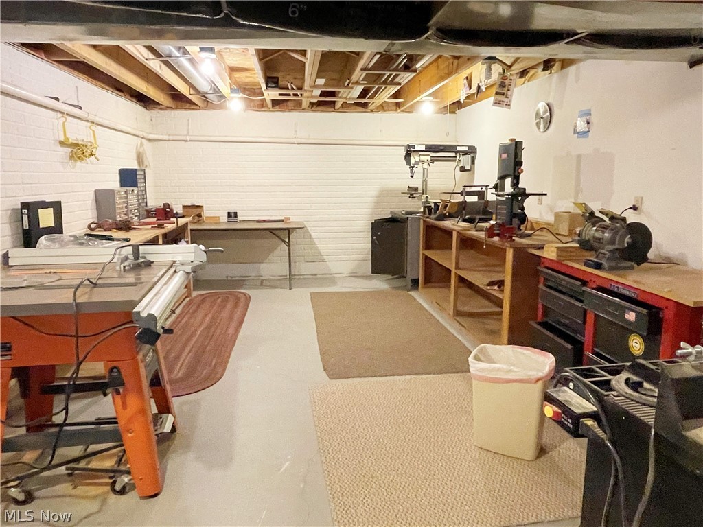 34877 Clear Creek Drive North Ridgeville OH 44039