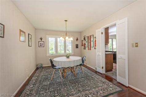 5530 Harleston Drive Lyndhurst OH 44124