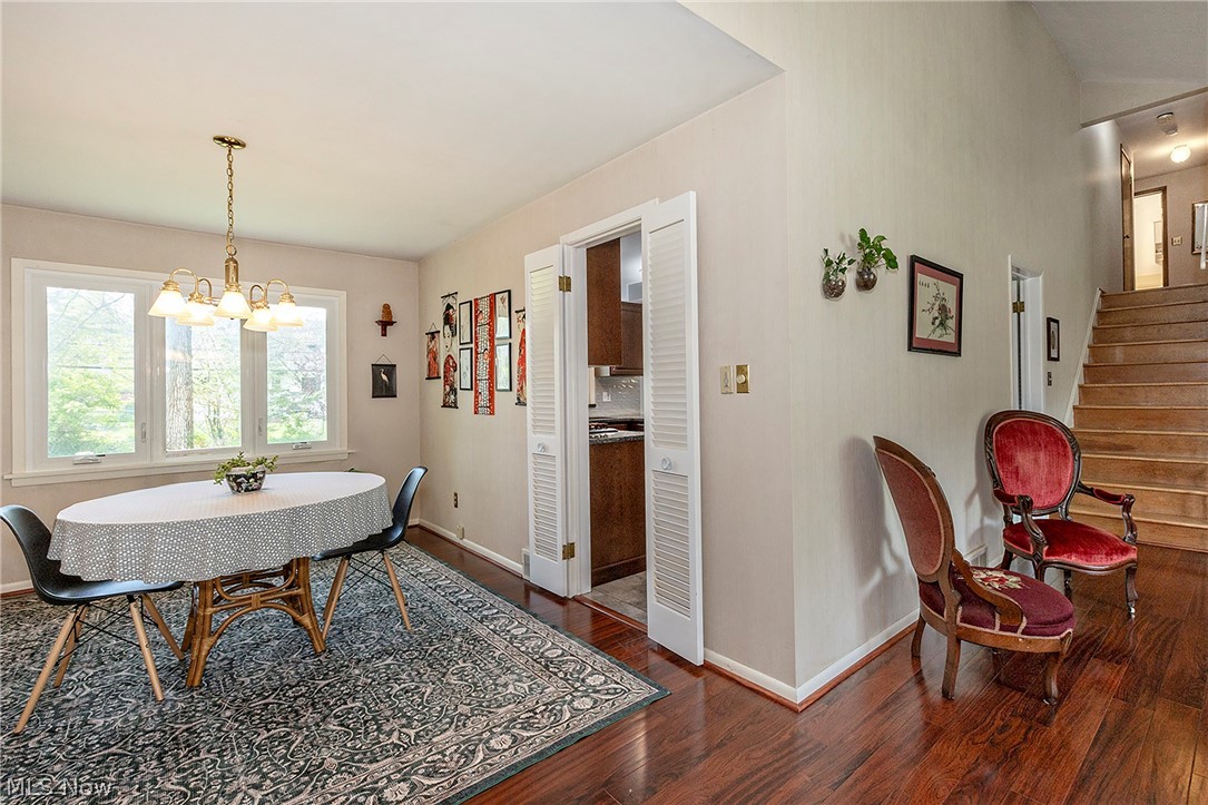 5530 Harleston Drive Lyndhurst OH 44124