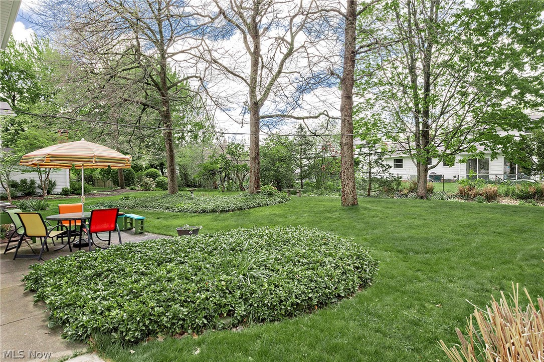 5530 Harleston Drive Lyndhurst OH 44124