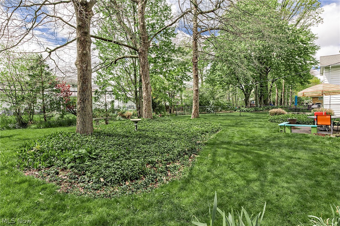 5530 Harleston Drive Lyndhurst OH 44124
