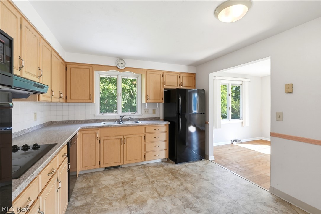 1373 Bell Road Chagrin Falls OH 44022