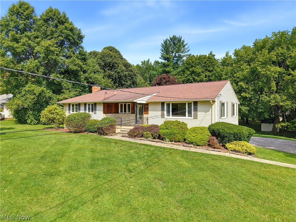 1373 Bell Road Chagrin Falls OH 44022